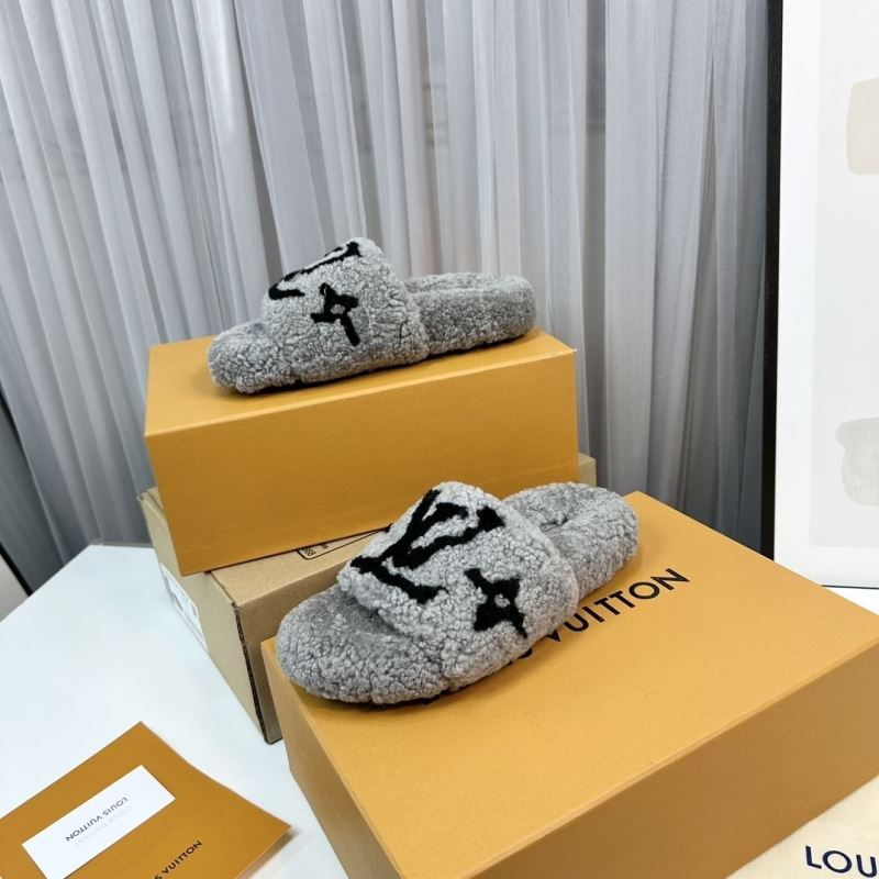 Louis Vuitton Slippers